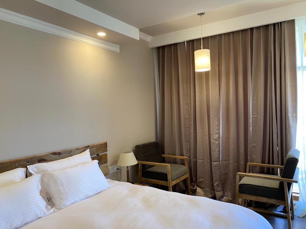 לה Hotel Amanthi Ladakh מראה חיצוני תמונה